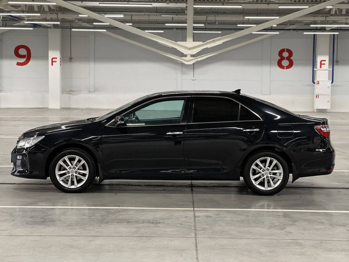 Toyota Camry с пробегом — 2015 год. Фото: #7