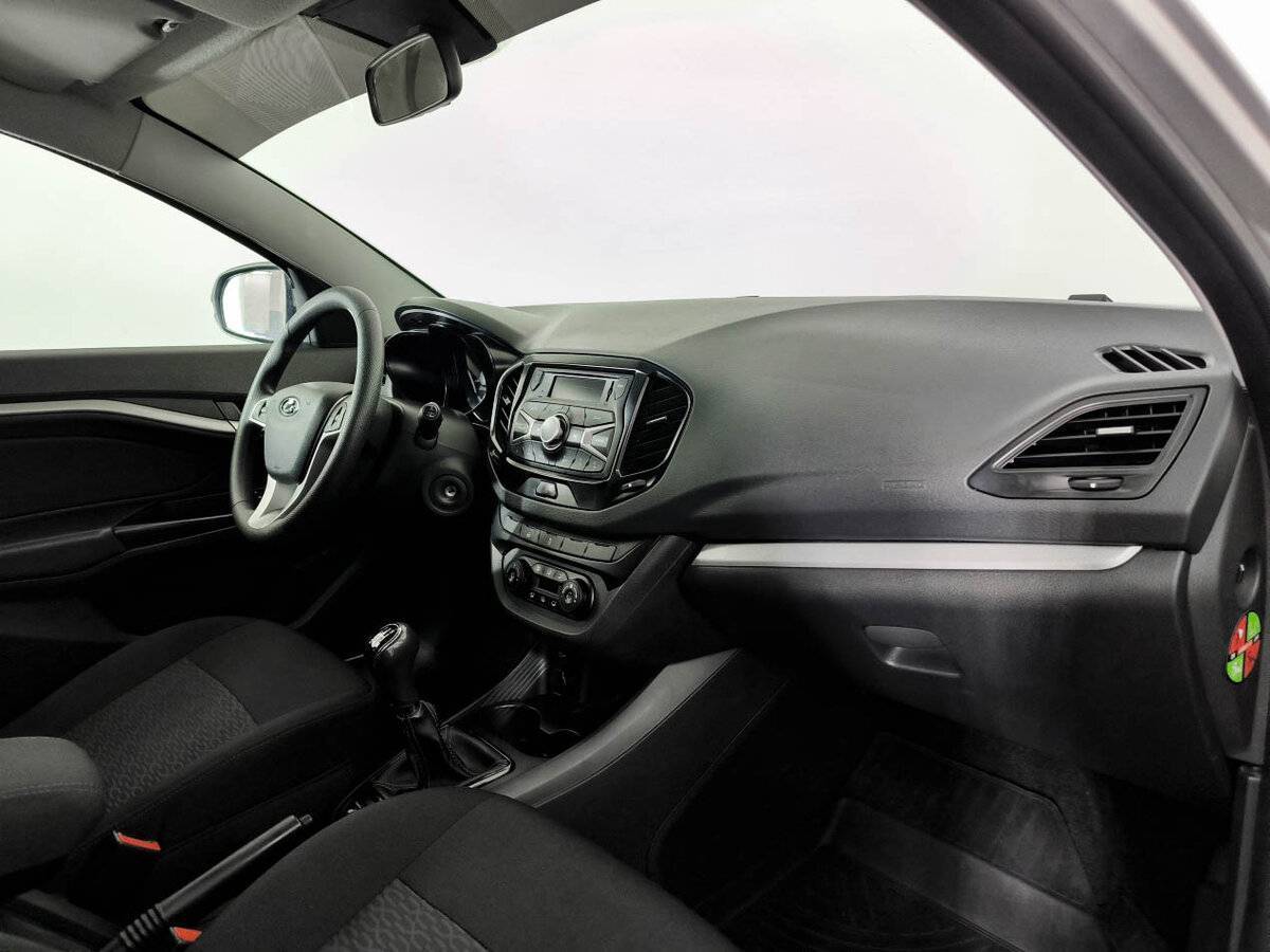 Lada (ВАЗ) Vesta с пробегом — 2021 год. Фото: #10