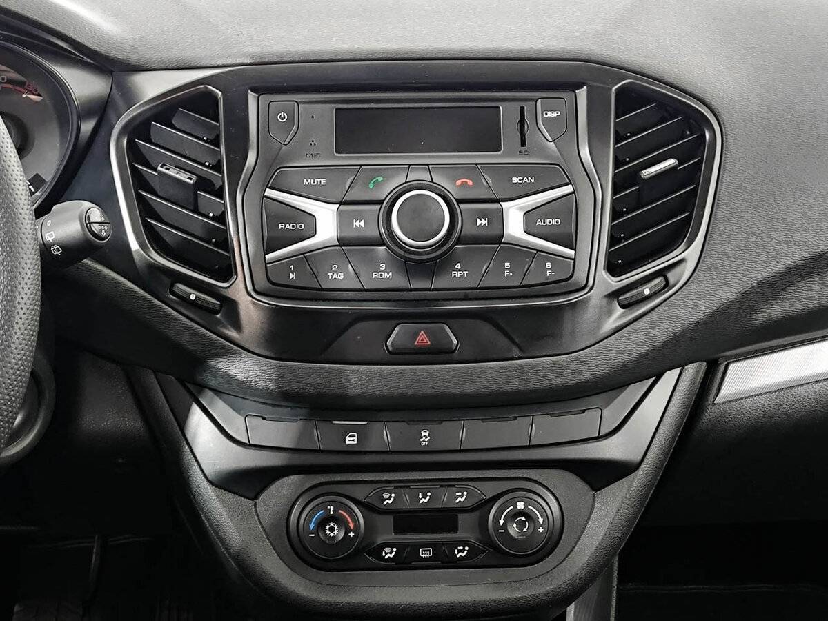 Lada (ВАЗ) Vesta с пробегом — 2021 год. Фото: #14