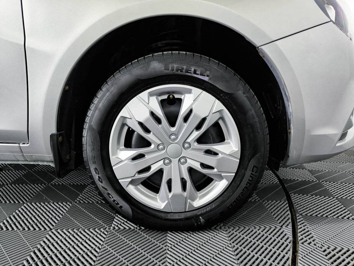 Lada (ВАЗ) Vesta с пробегом — 2021 год. Фото: #17