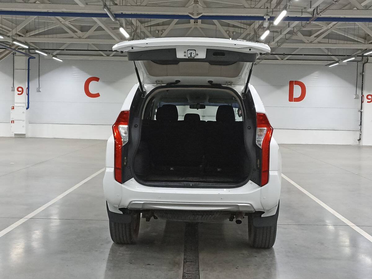 Mitsubishi Pajero Sport с пробегом — 2018 год. Фото: #9