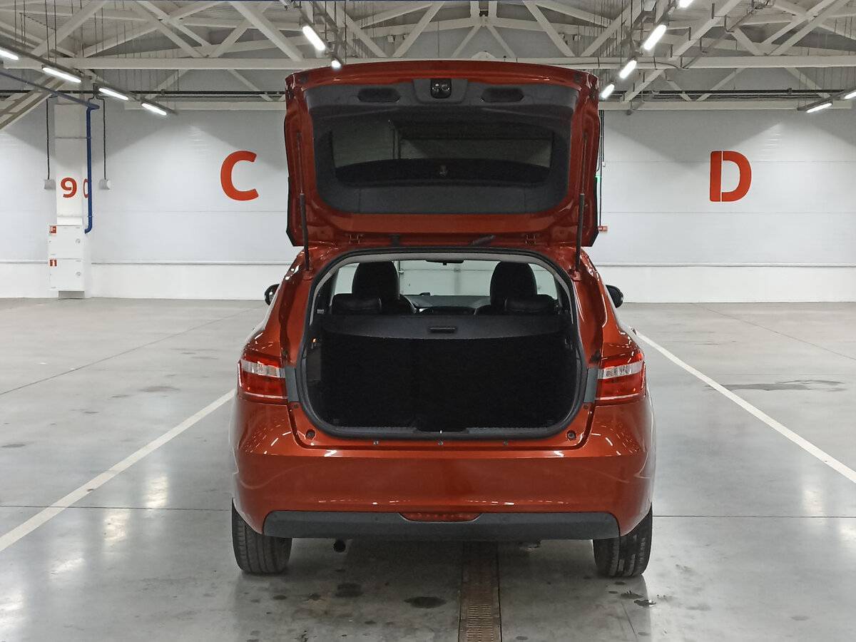 Lada (ВАЗ) Vesta с пробегом — 2020 год. Фото: #9