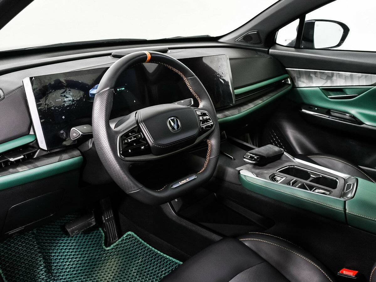 Changan UNI-T с пробегом — 2023 год. Фото: #12