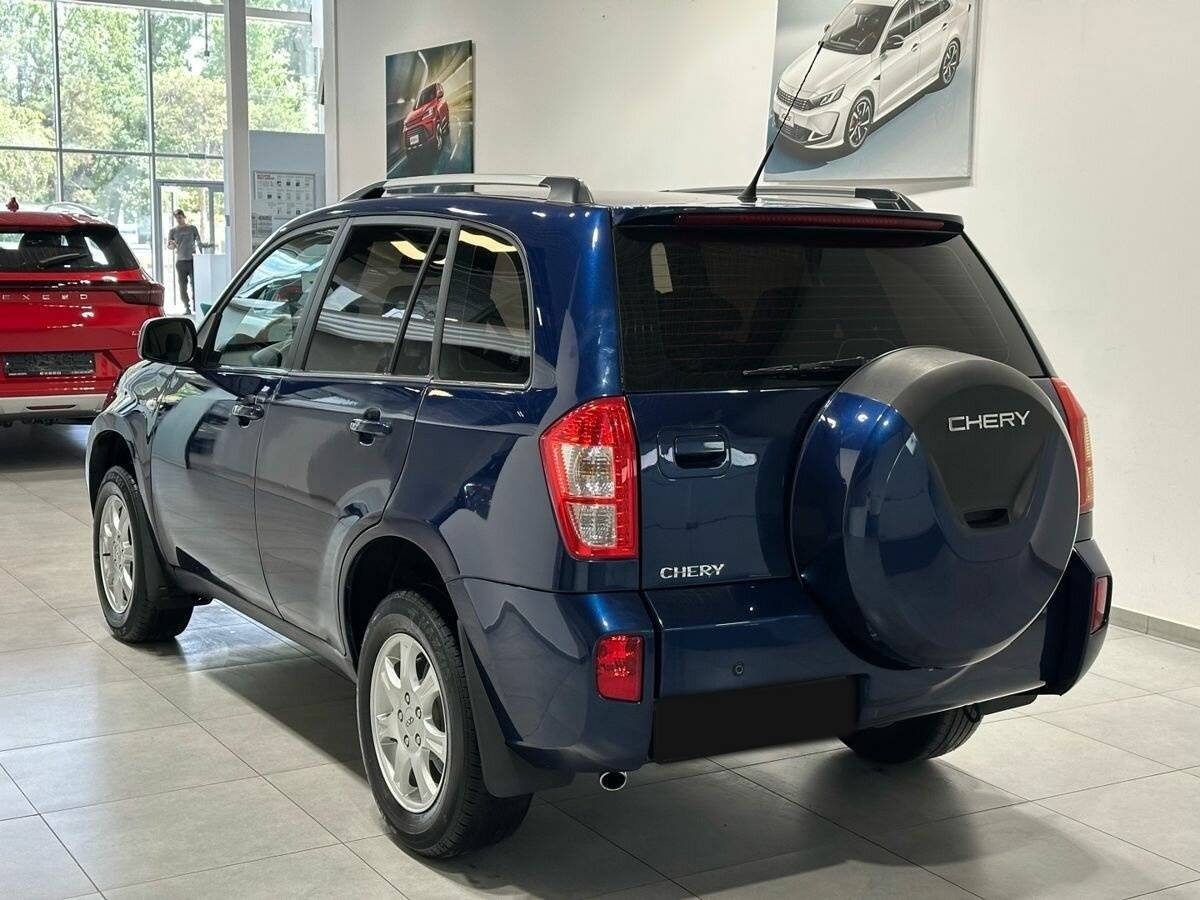 Chery Tiggo (T11) с пробегом — 2015 год. Фото: #3