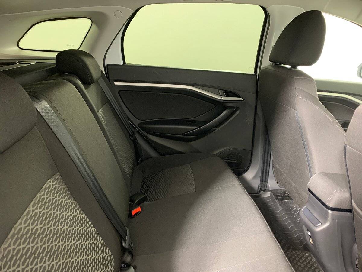 Lada (ВАЗ) Vesta с пробегом — 2021 год. Фото: #16