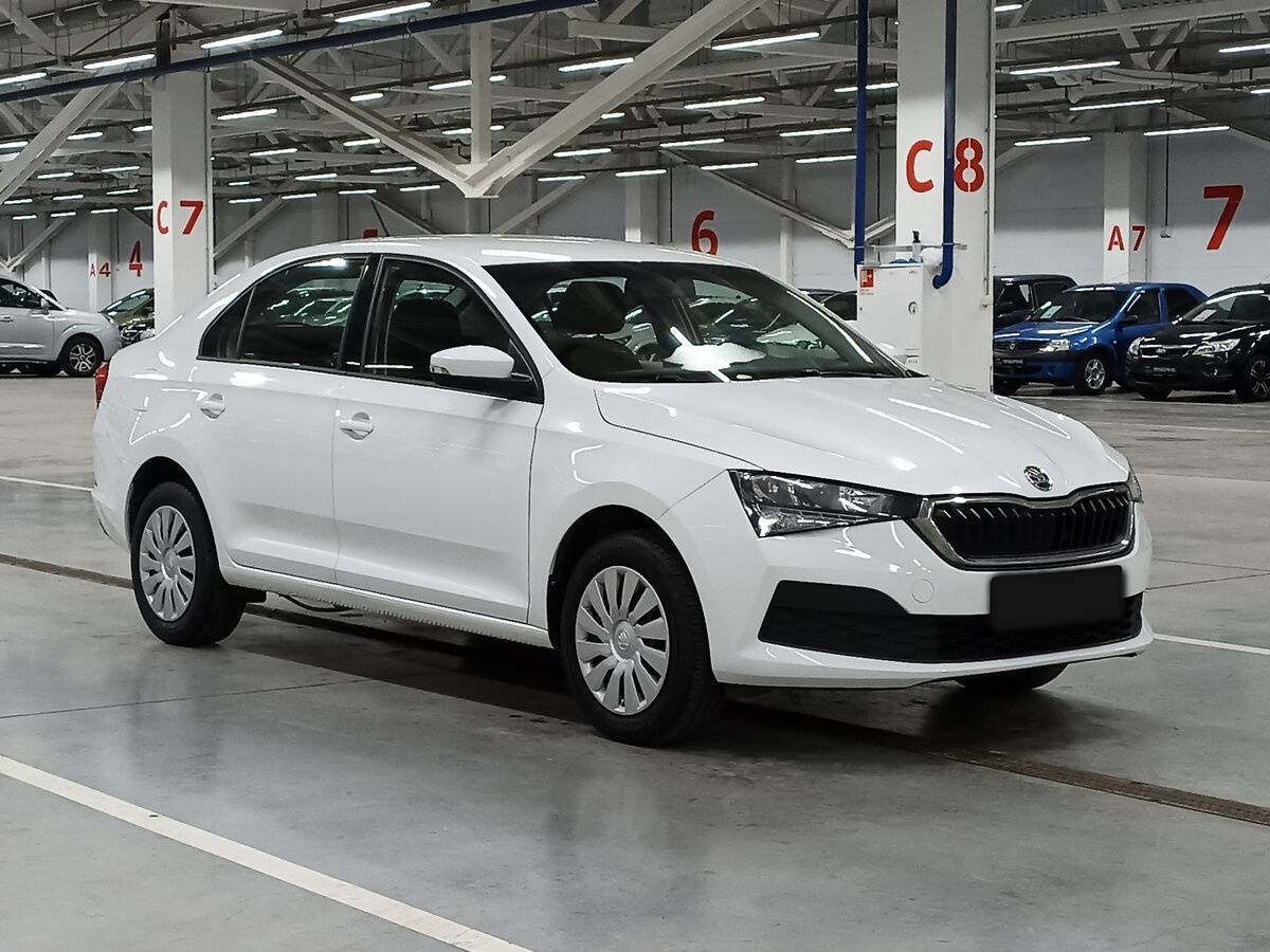 Skoda Rapid с пробегом — 2021 год. Фото: #2