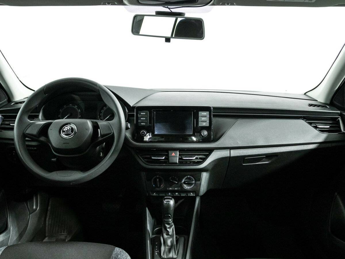 Skoda Rapid с пробегом — 2020 год. Фото: #12