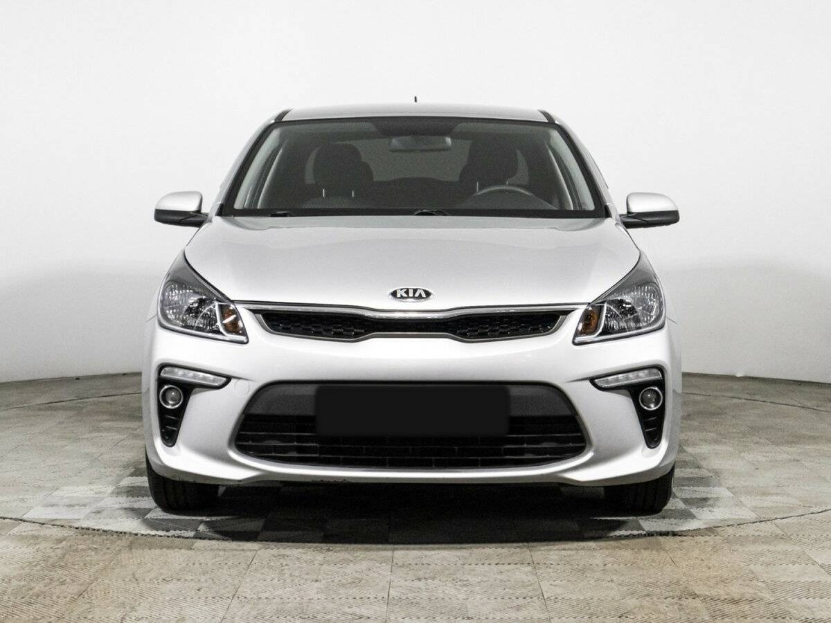 Kia Rio с пробегом — 2020 год. Фото: #1