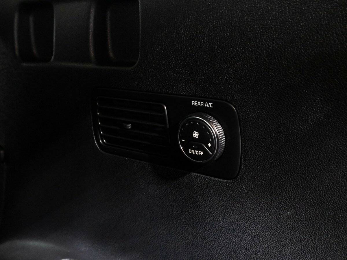 Kia Sorento с пробегом — 2019 год. Фото: #17