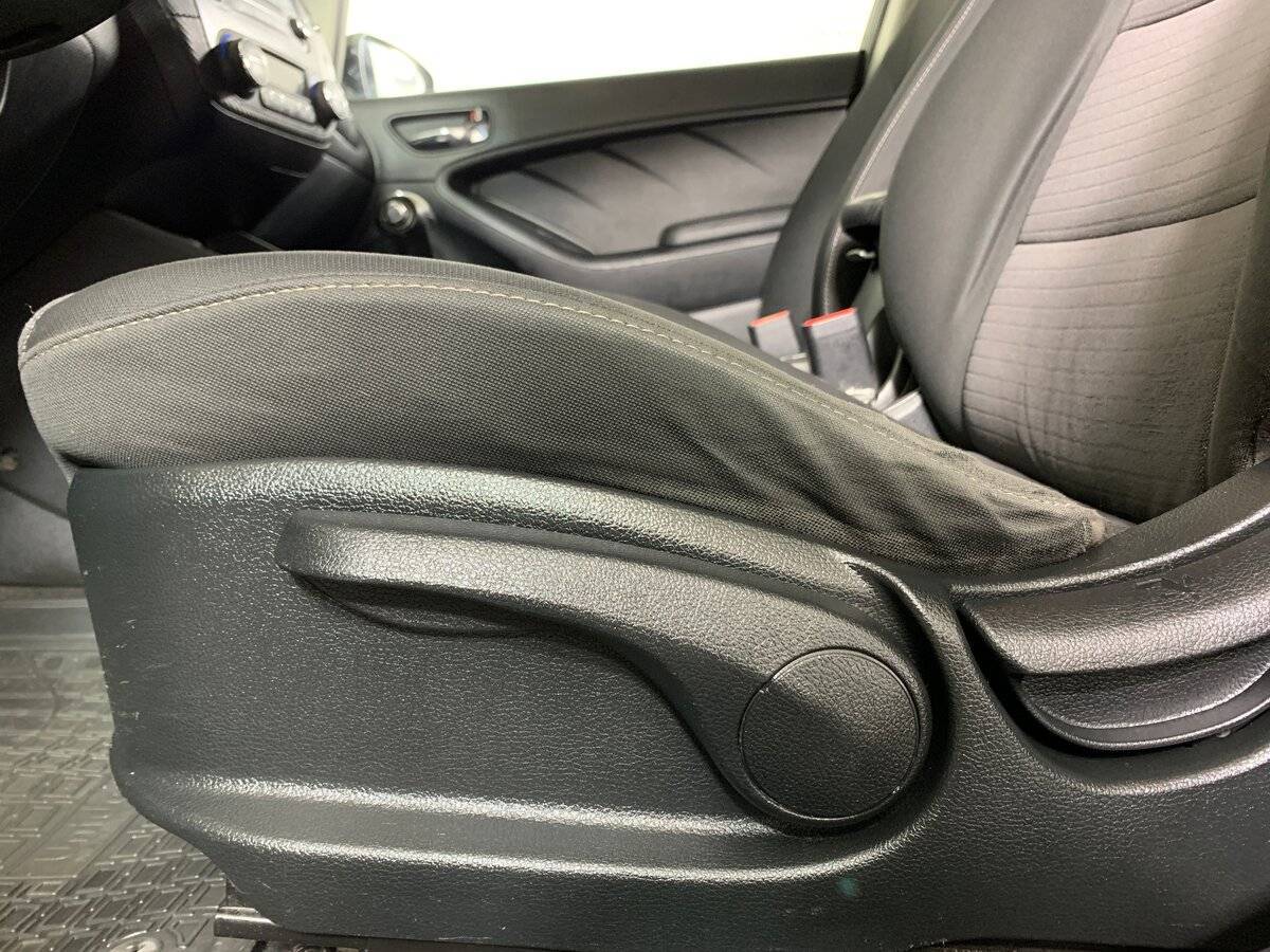 Kia Cerato с пробегом — 2013 год. Фото: #15