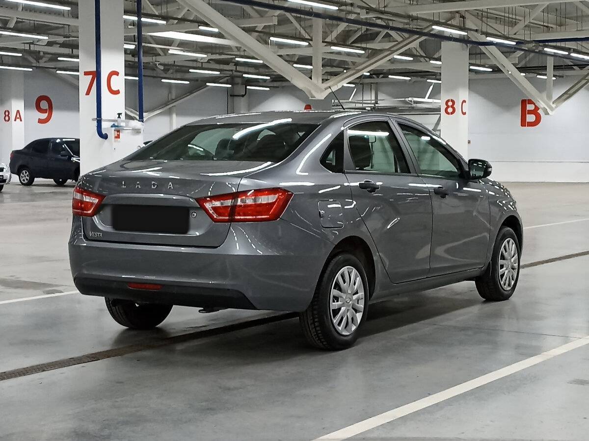 Lada (ВАЗ) Vesta с пробегом — 2016 год. Фото: #4