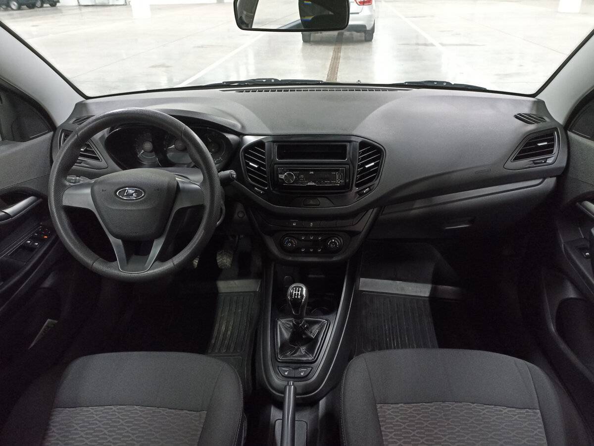 Lada (ВАЗ) Vesta с пробегом — 2016 год. Фото: #13