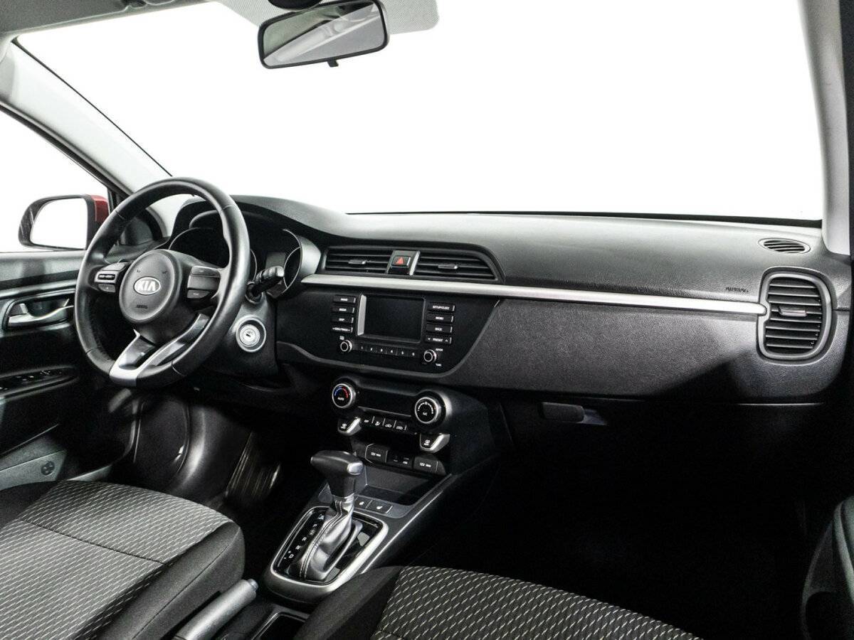 Kia Rio с пробегом — 2018 год. Фото: #8