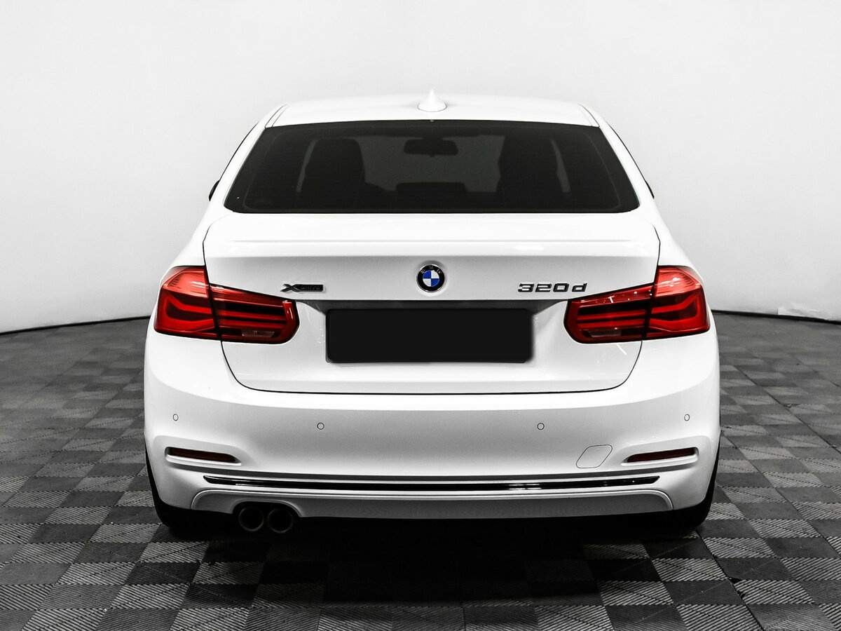 BMW 3 серии с пробегом — 2017 год. Фото: #5