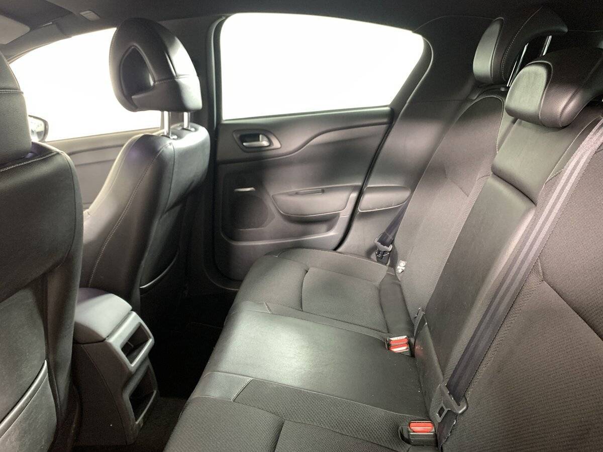 Citroen DS4 с пробегом — 2013 год. Фото: #18