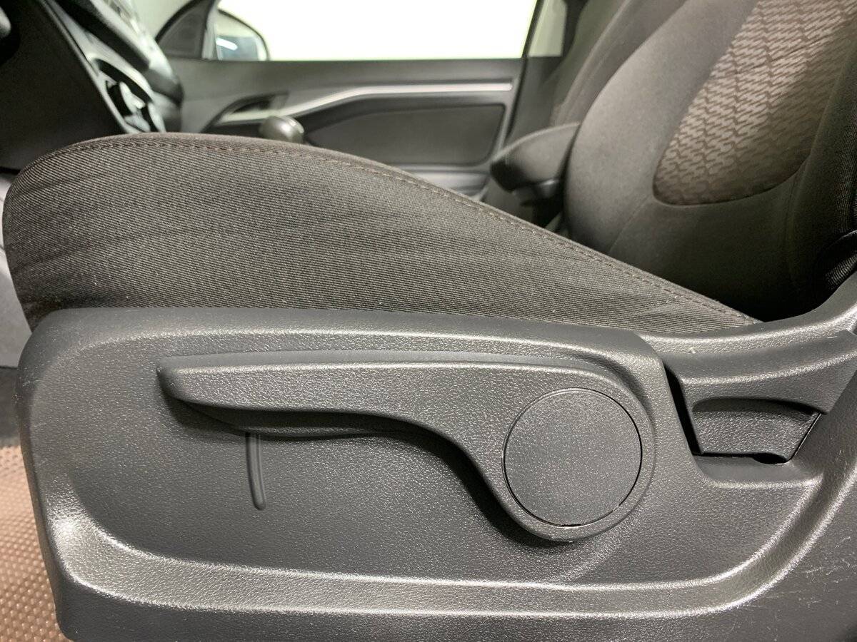 Lada (ВАЗ) Vesta с пробегом — 2018 год. Фото: #15