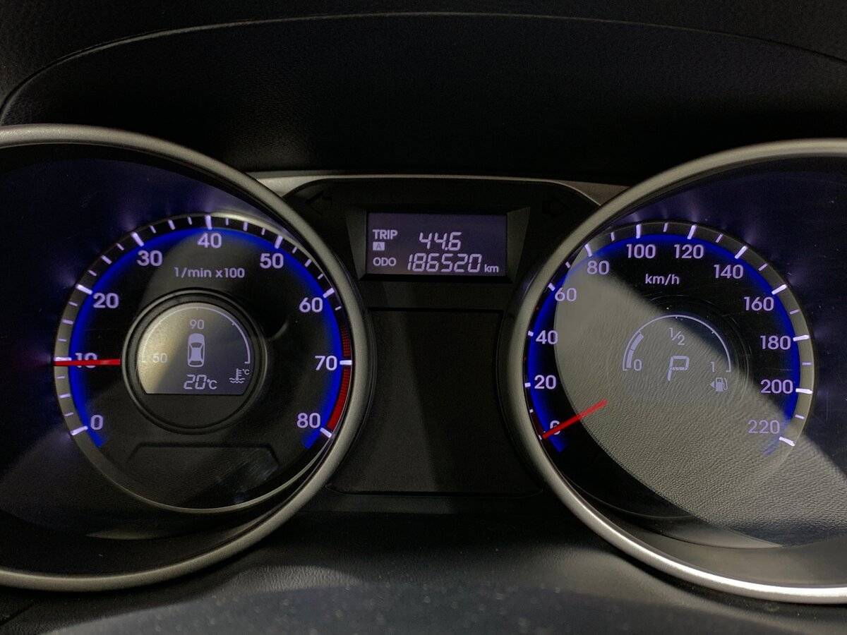 Hyundai ix35 с пробегом — 2012 год. Фото: #13