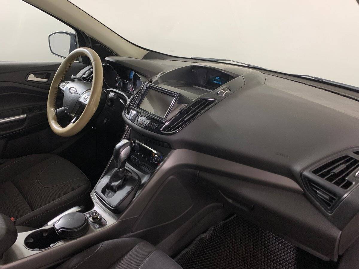 Ford Kuga с пробегом — 2016 год. Фото: #12