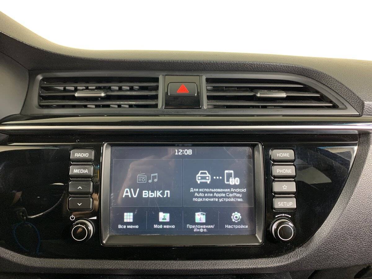 Kia Rio с пробегом — 2018 год. Фото: #14