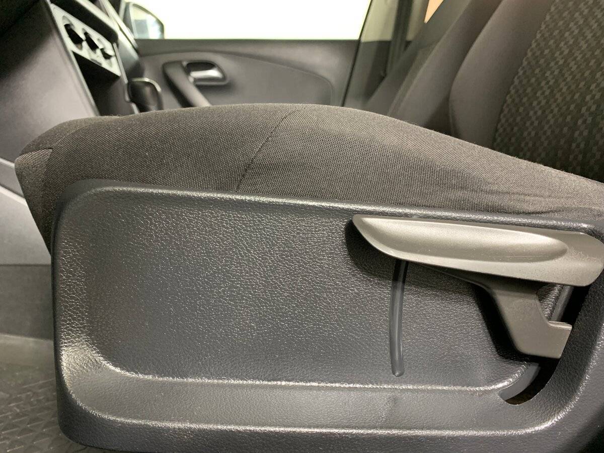 Volkswagen Polo с пробегом — 2017 год. Фото: #15