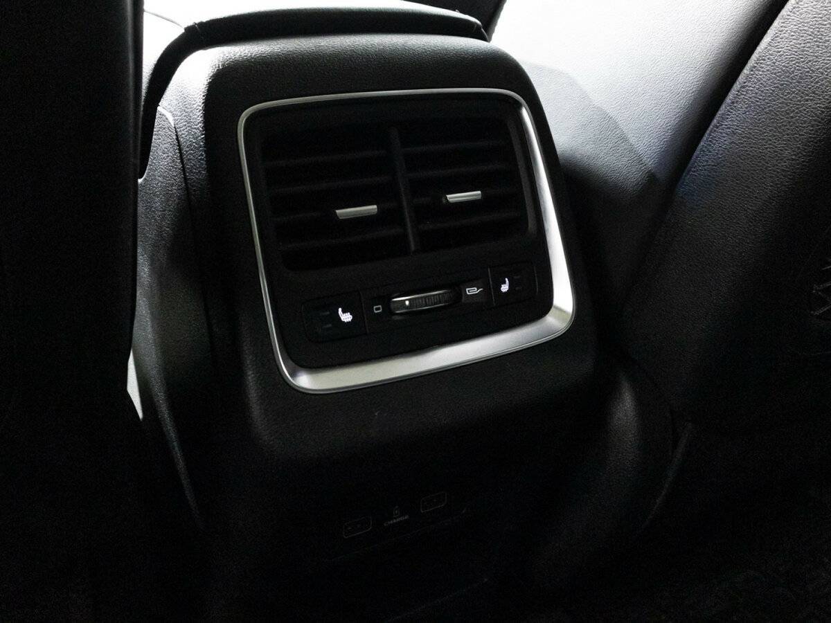 Geely Atlas Pro с пробегом — 2022 год. Фото: #15