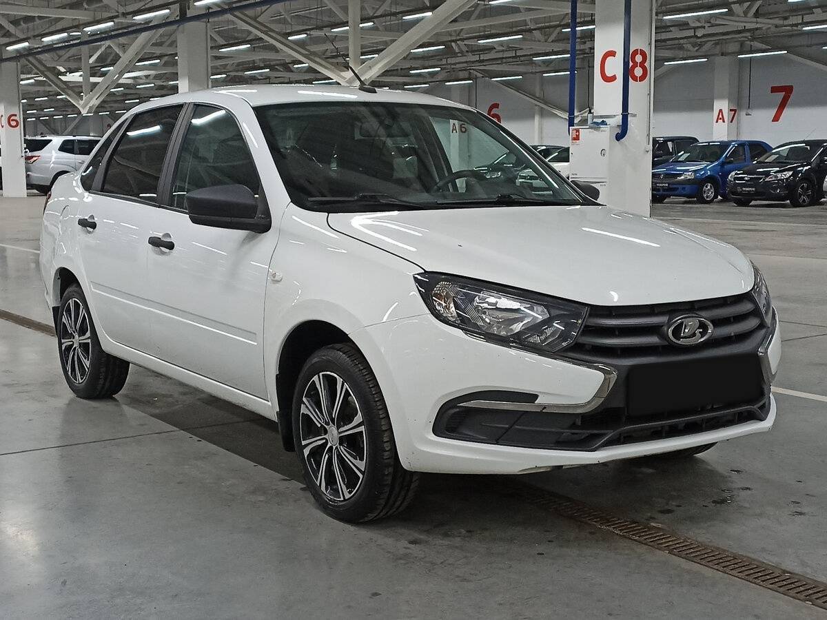 Lada (ВАЗ) Granta с пробегом — 2021 год. Фото: #2