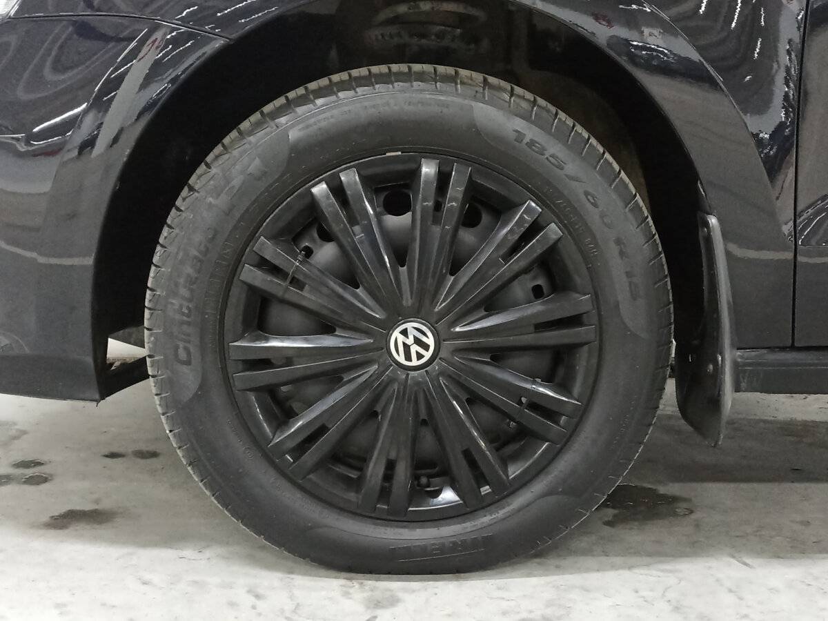 Volkswagen Polo с пробегом — 2018 год. Фото: #17