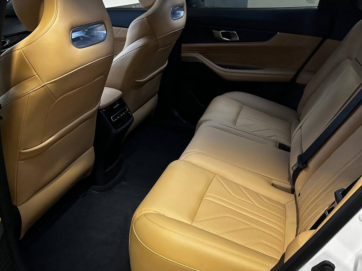 Changan UNI-K с пробегом — 2023 год. Фото: #8