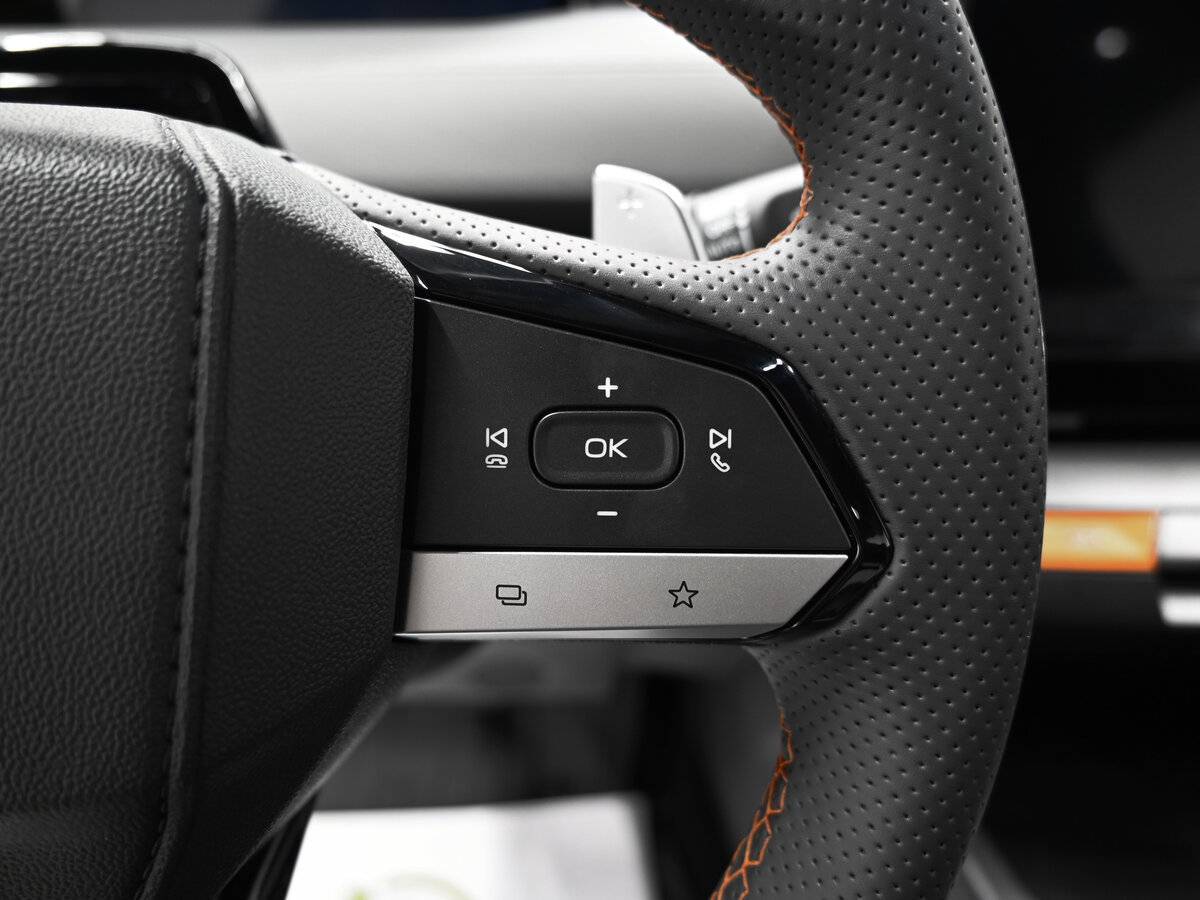 Changan UNI-V с пробегом — 2023 год. Фото: #20