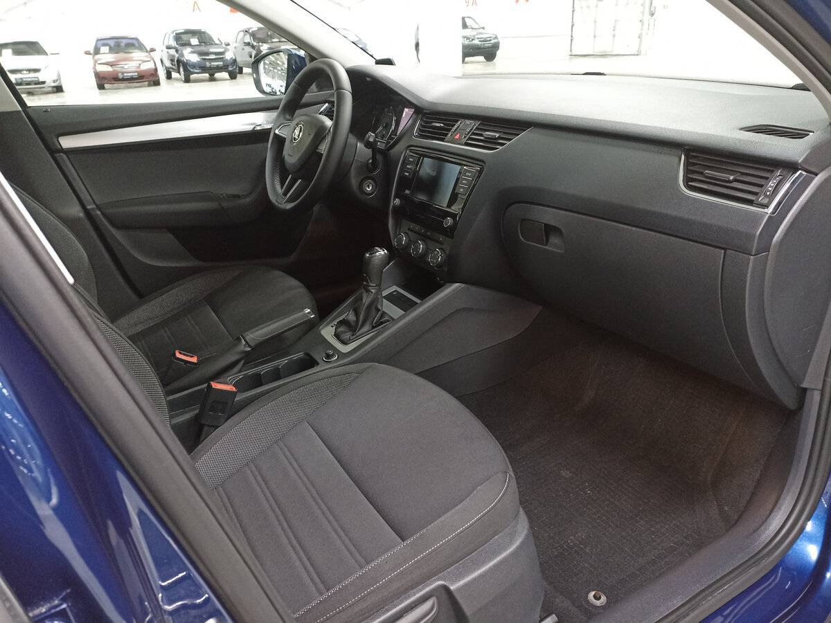 Skoda Octavia с пробегом — 2017 год. Фото: #10