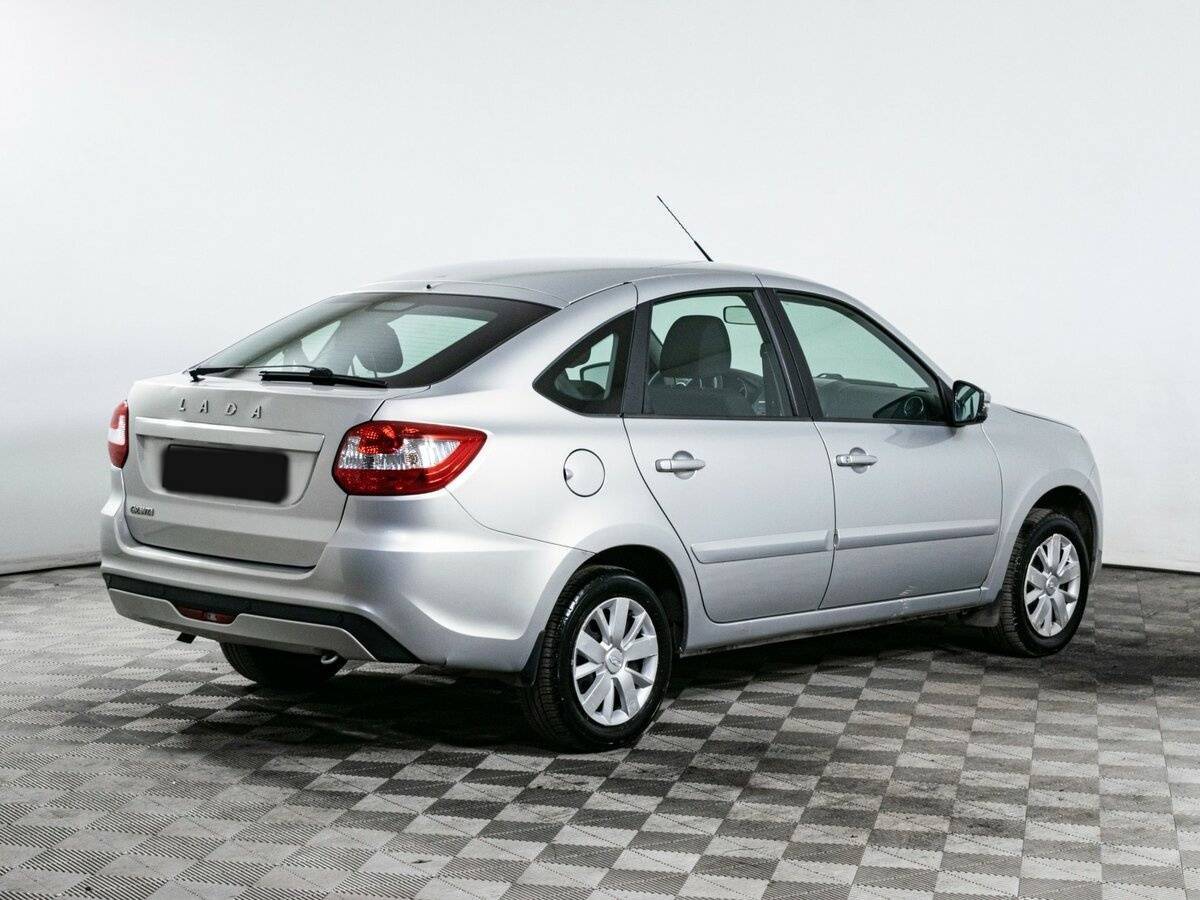 Lada (ВАЗ) Granta с пробегом — 2020 год. Фото: #4