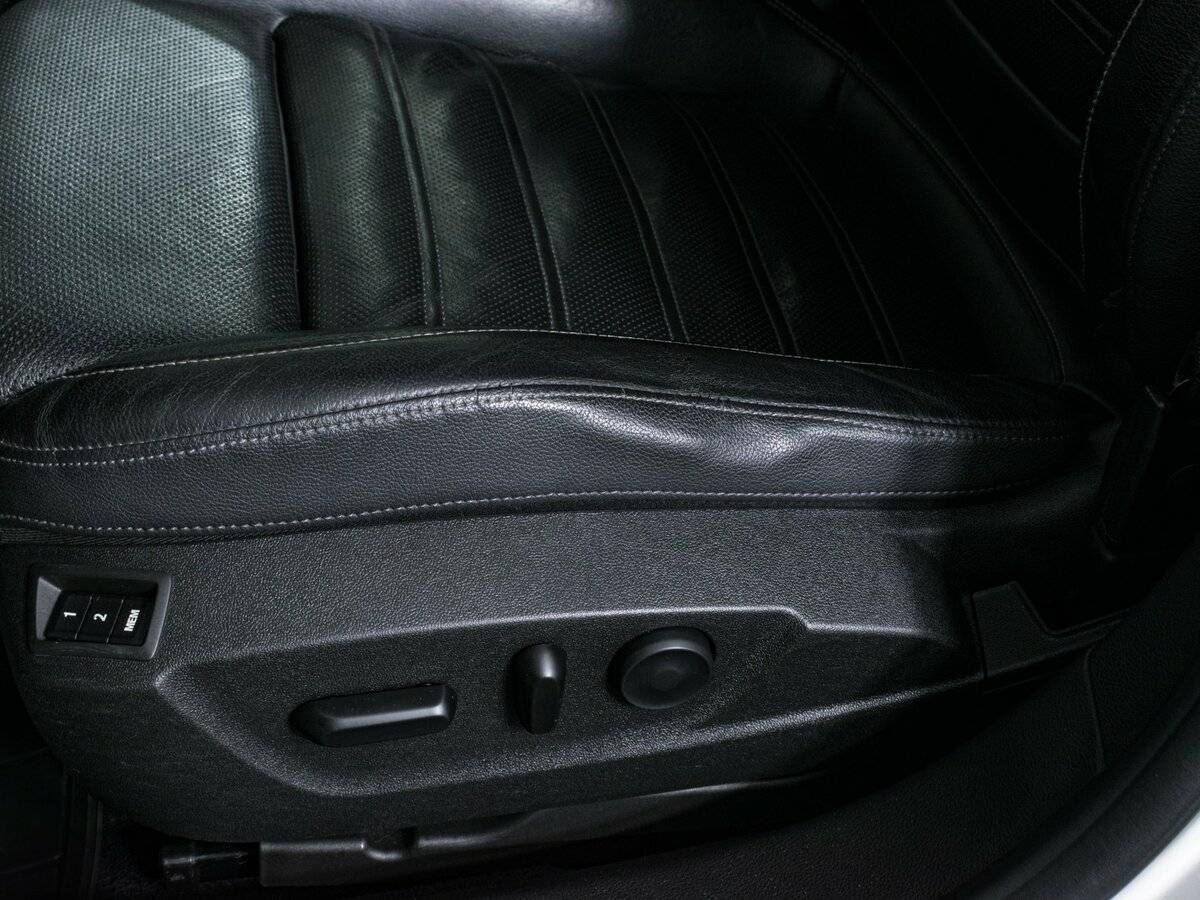 Opel Insignia с пробегом — 2012 год. Фото: #15