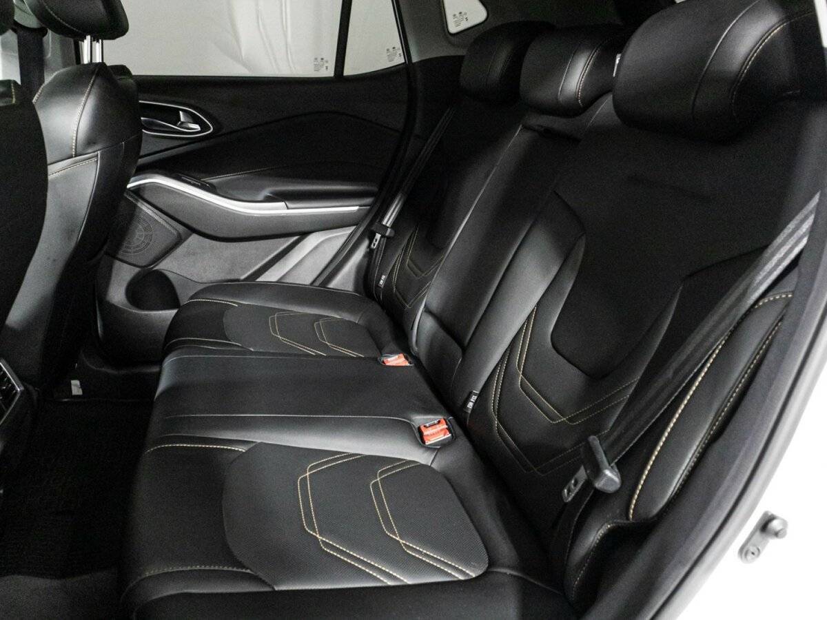 Москвич 3 с пробегом — 2023 год. Фото: #9