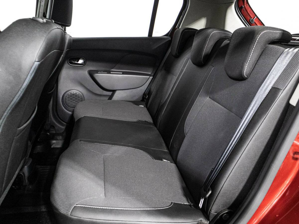 Renault Sandero с пробегом — 2021 год. Фото: #9