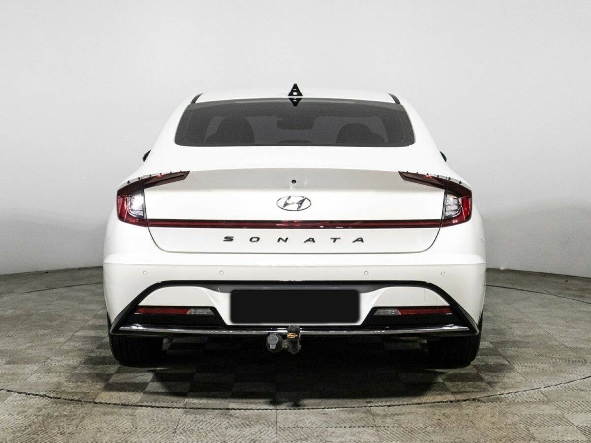 Hyundai Sonata с пробегом — 2021 год. Фото: #5