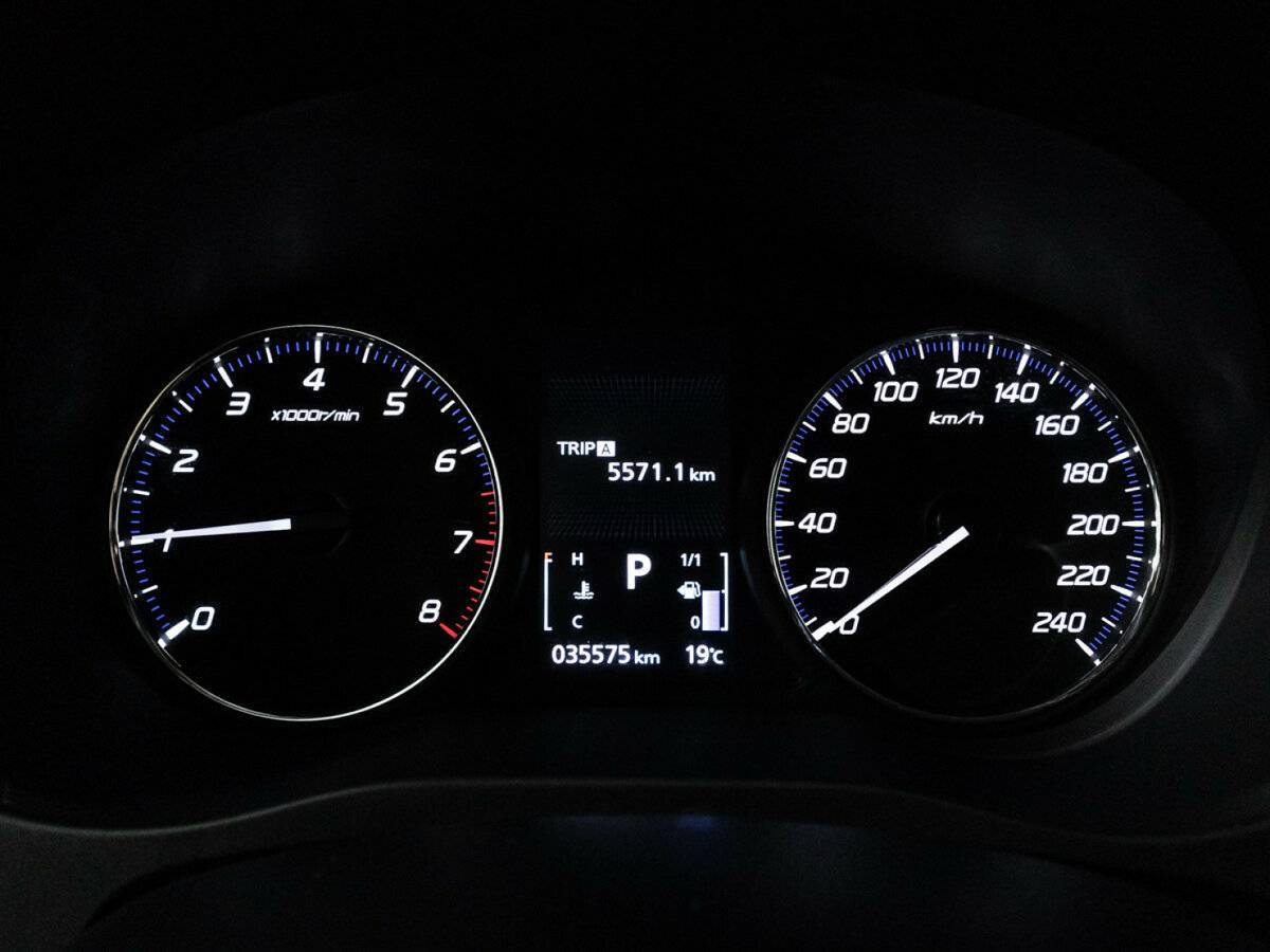 Mitsubishi Outlander с пробегом — 2022 год. Фото: #11