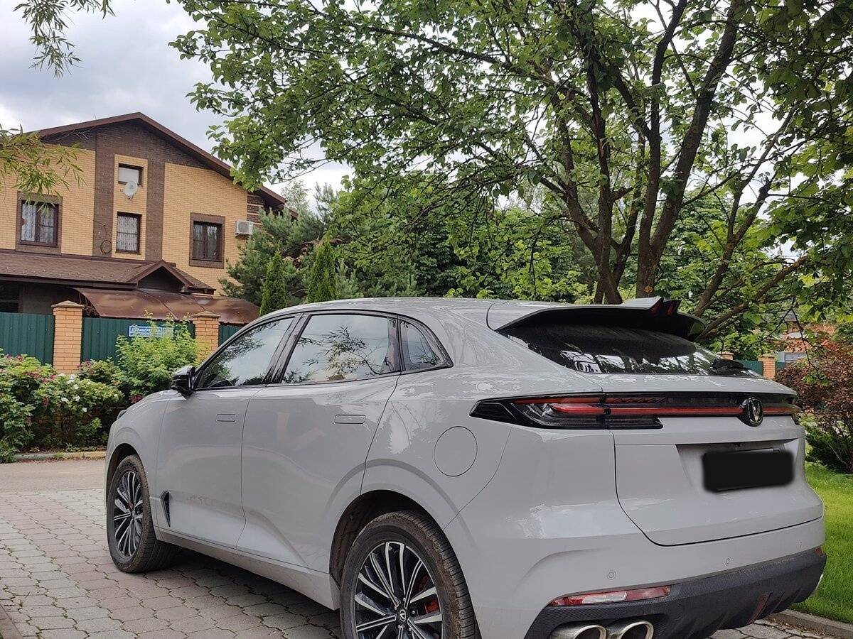 Changan UNI-K с пробегом — 2023 год. Фото: #3