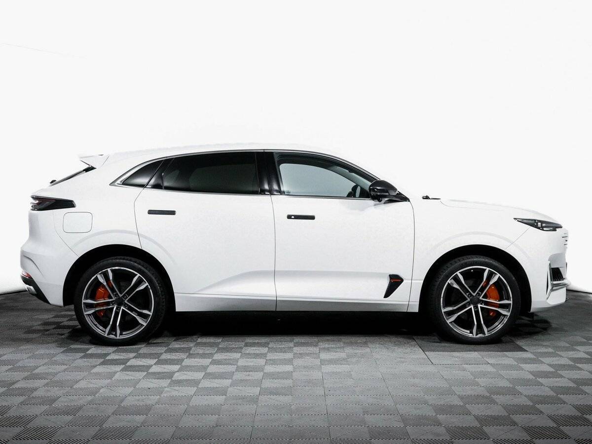 Changan UNI-K с пробегом — 2022 год. Фото: #3