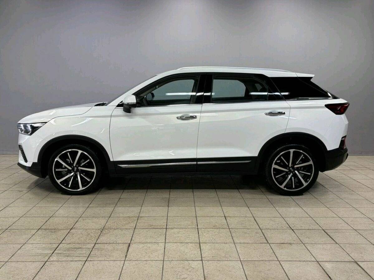 FAW Bestune T77 с пробегом — 2023 год. Фото: #7