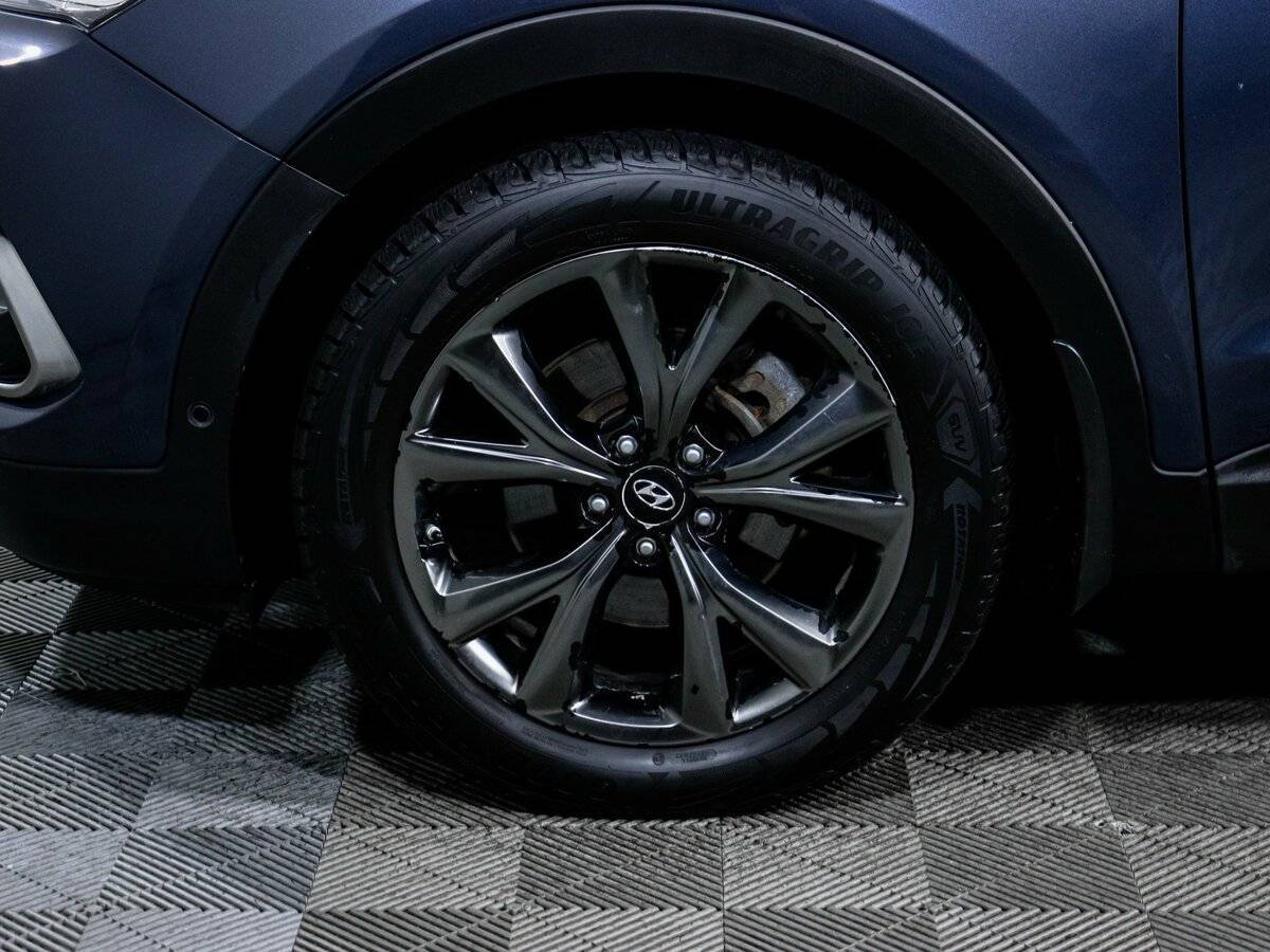 Hyundai Santa Fe с пробегом — 2017 год. Фото: #14