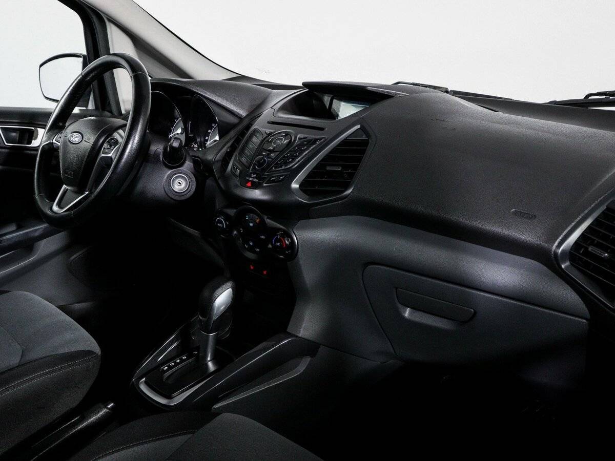 Ford EcoSport с пробегом — 2015 год. Фото: #8