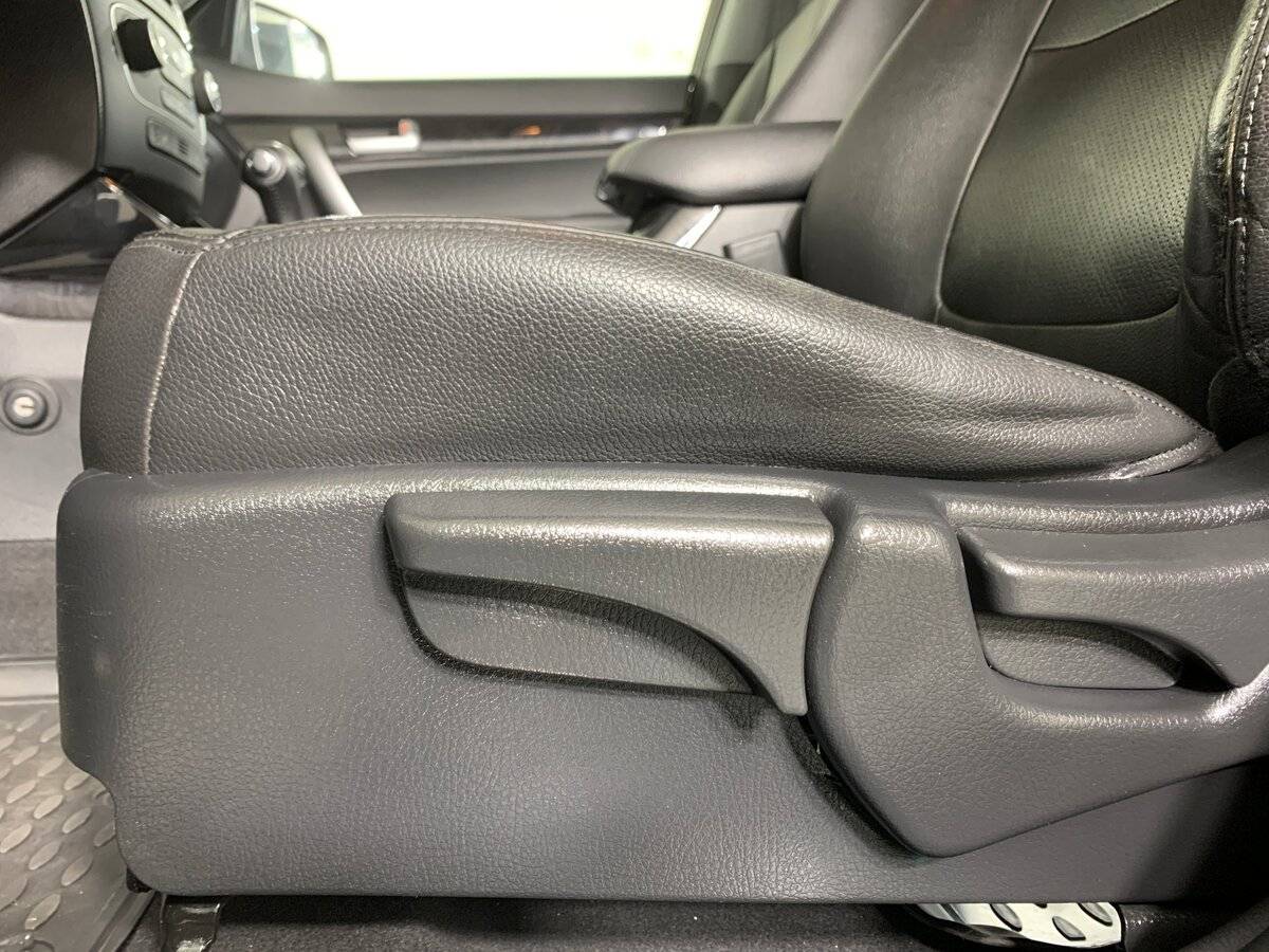 Kia Sorento с пробегом — 2017 год. Фото: #15