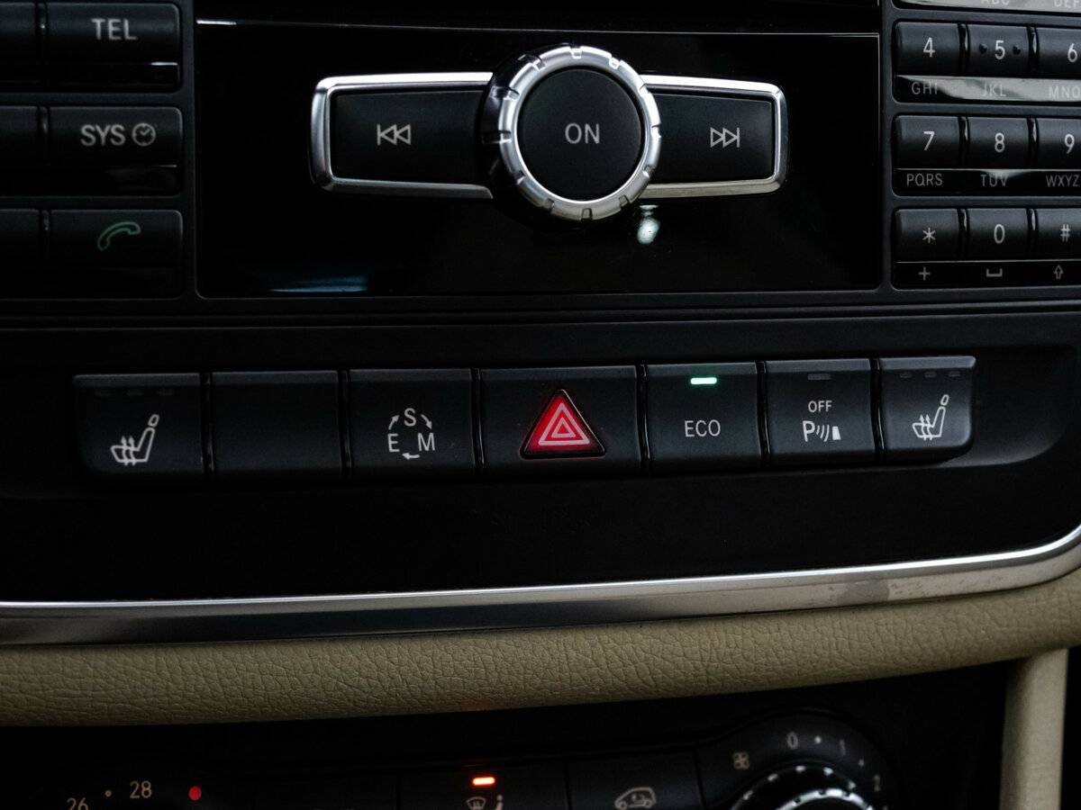 Mercedes-Benz CLA с пробегом — 2013 год. Фото: #14