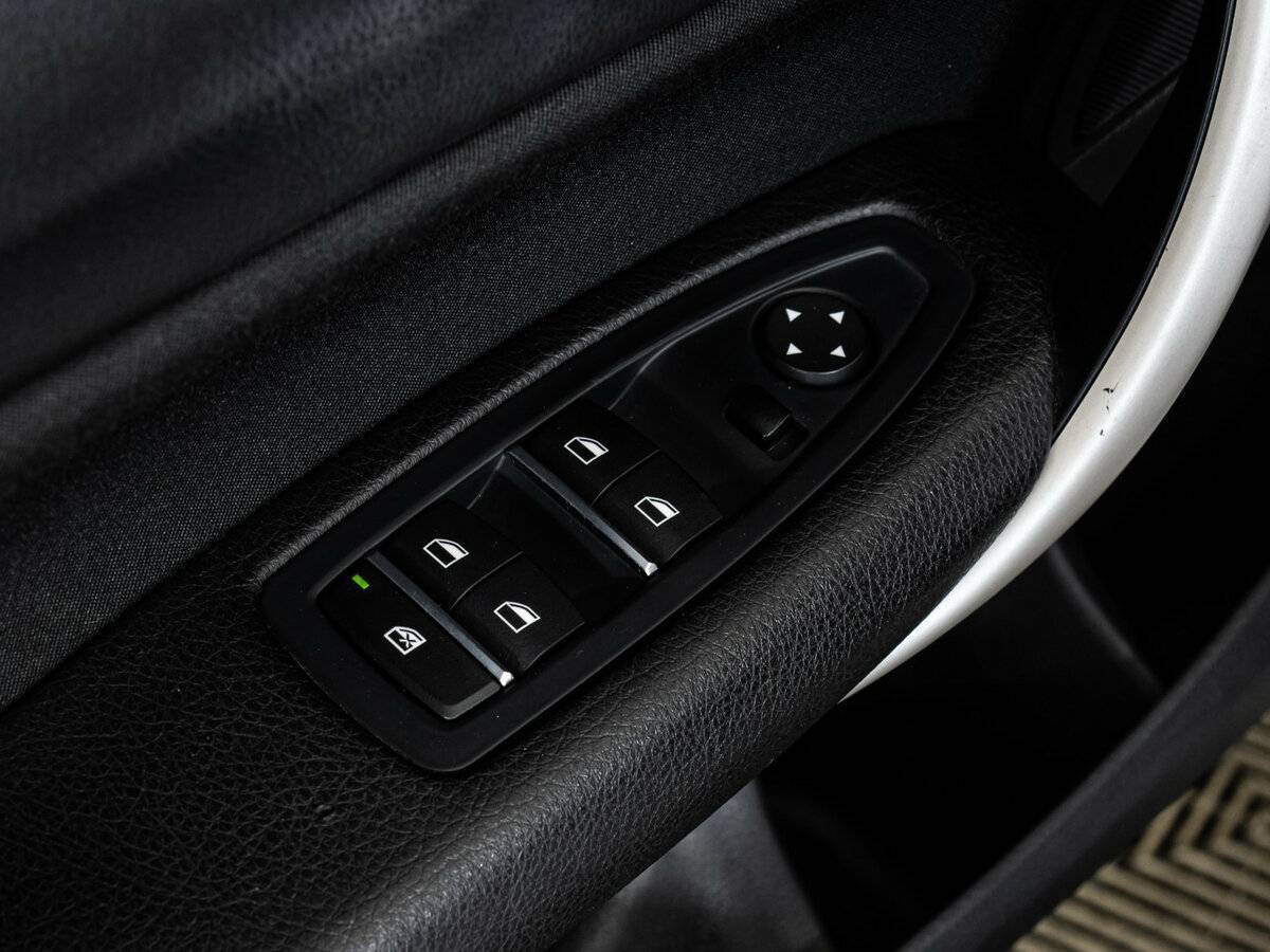 BMW 1 серии с пробегом — 2017 год. Фото: #20