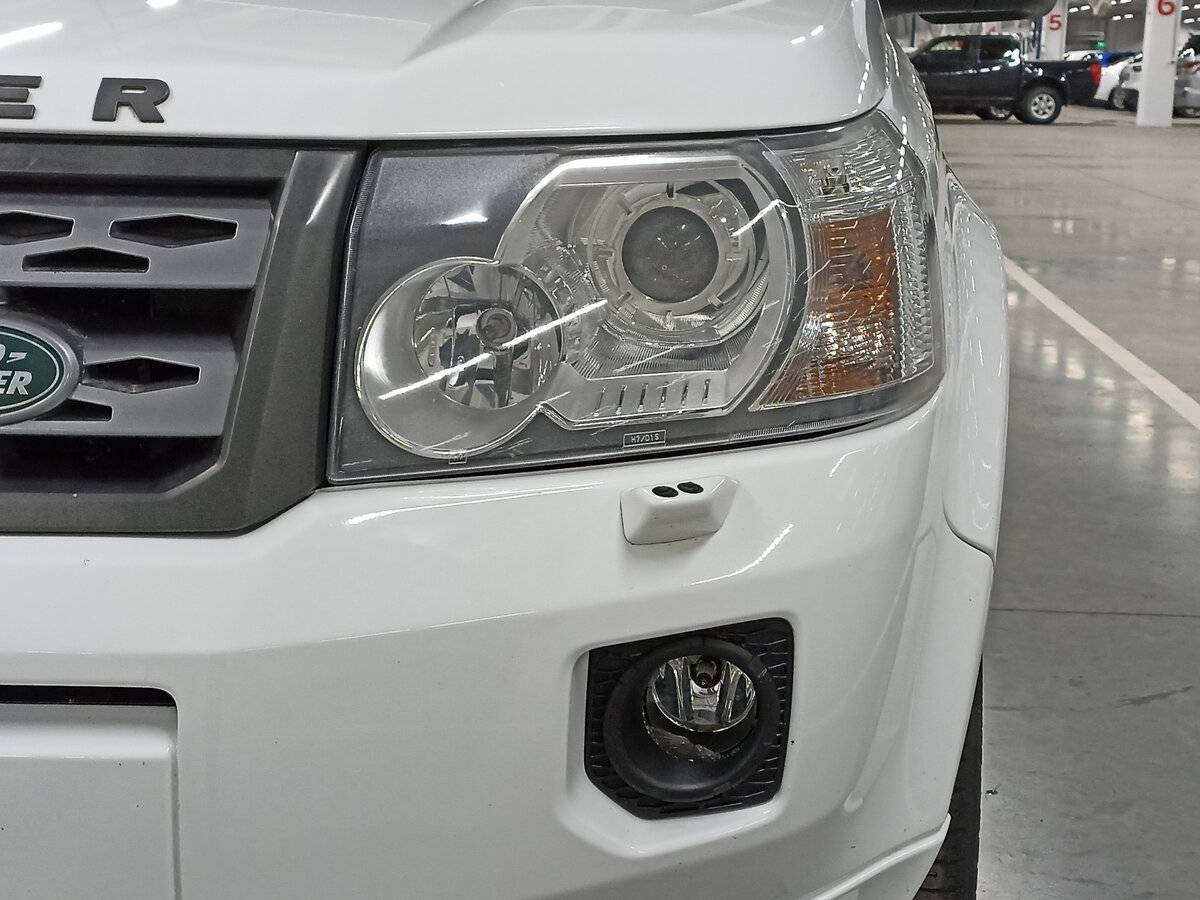 Land Rover Freelander с пробегом — 2012 год. Фото: #16