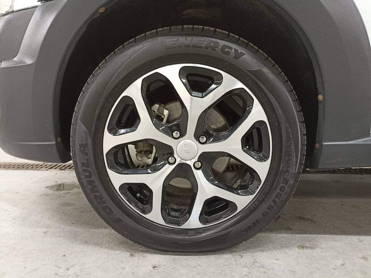 Lada (ВАЗ) Largus с пробегом — 2017 год. Фото: #17