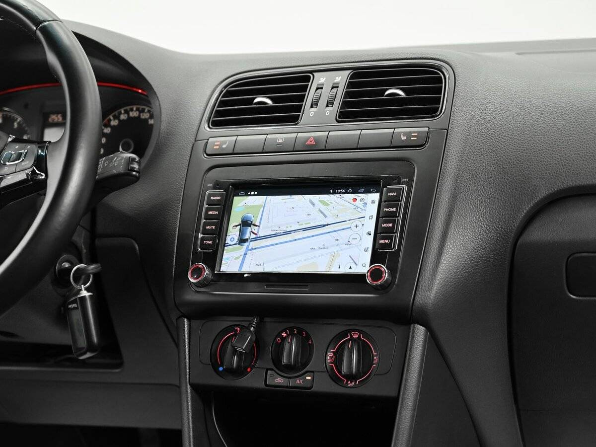 Volkswagen Polo с пробегом — 2016 год. Фото: #8