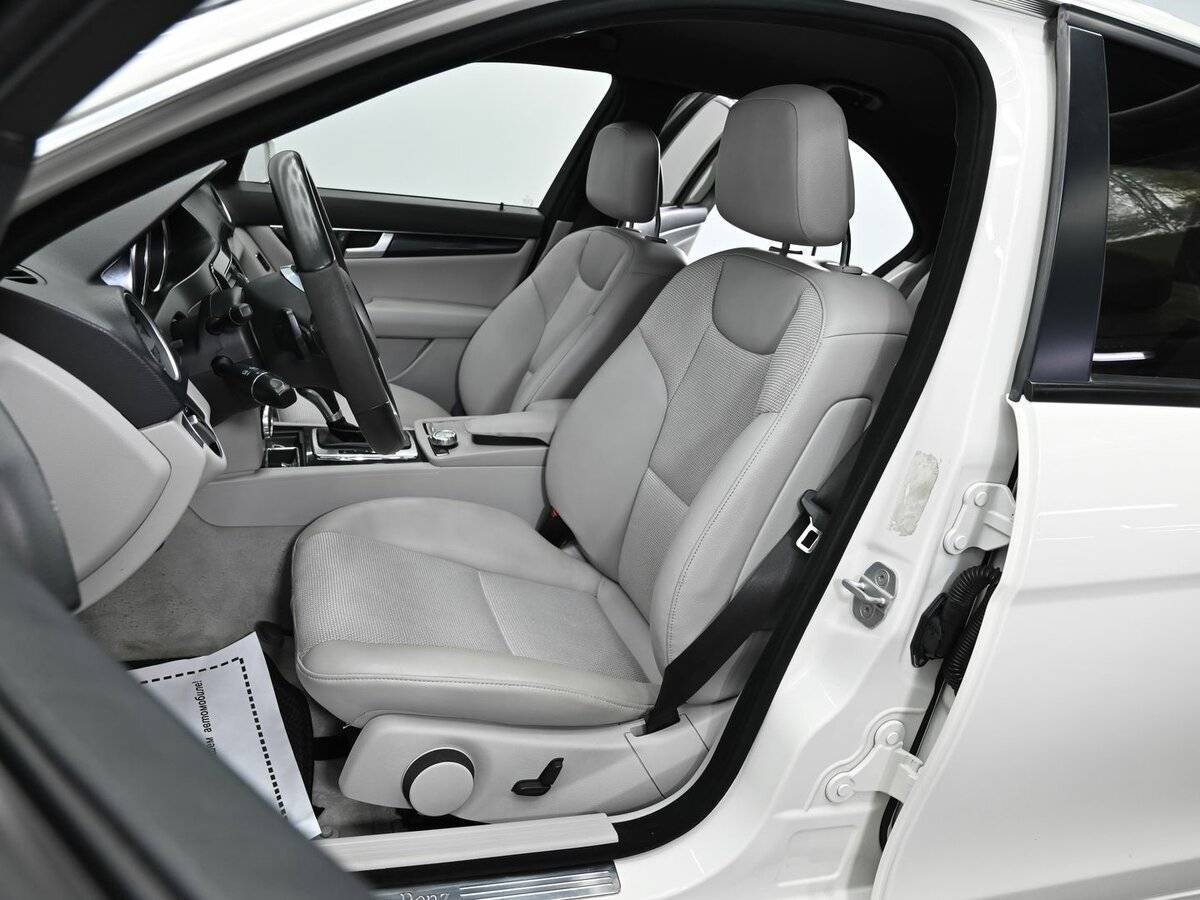 Mercedes-Benz C-Класс с пробегом — 2012 год. Фото: #4