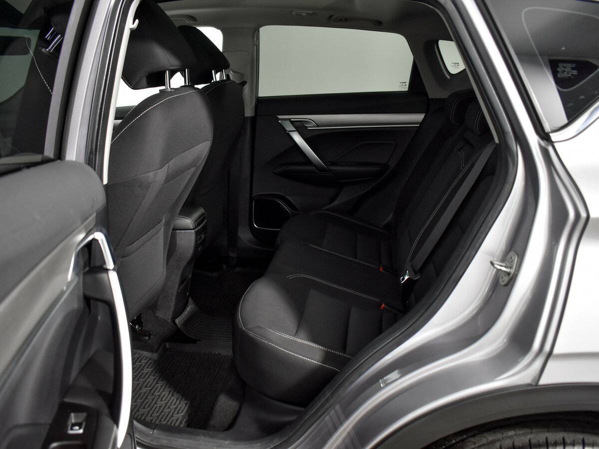 Geely Coolray с пробегом — 2020 год. Фото: #11