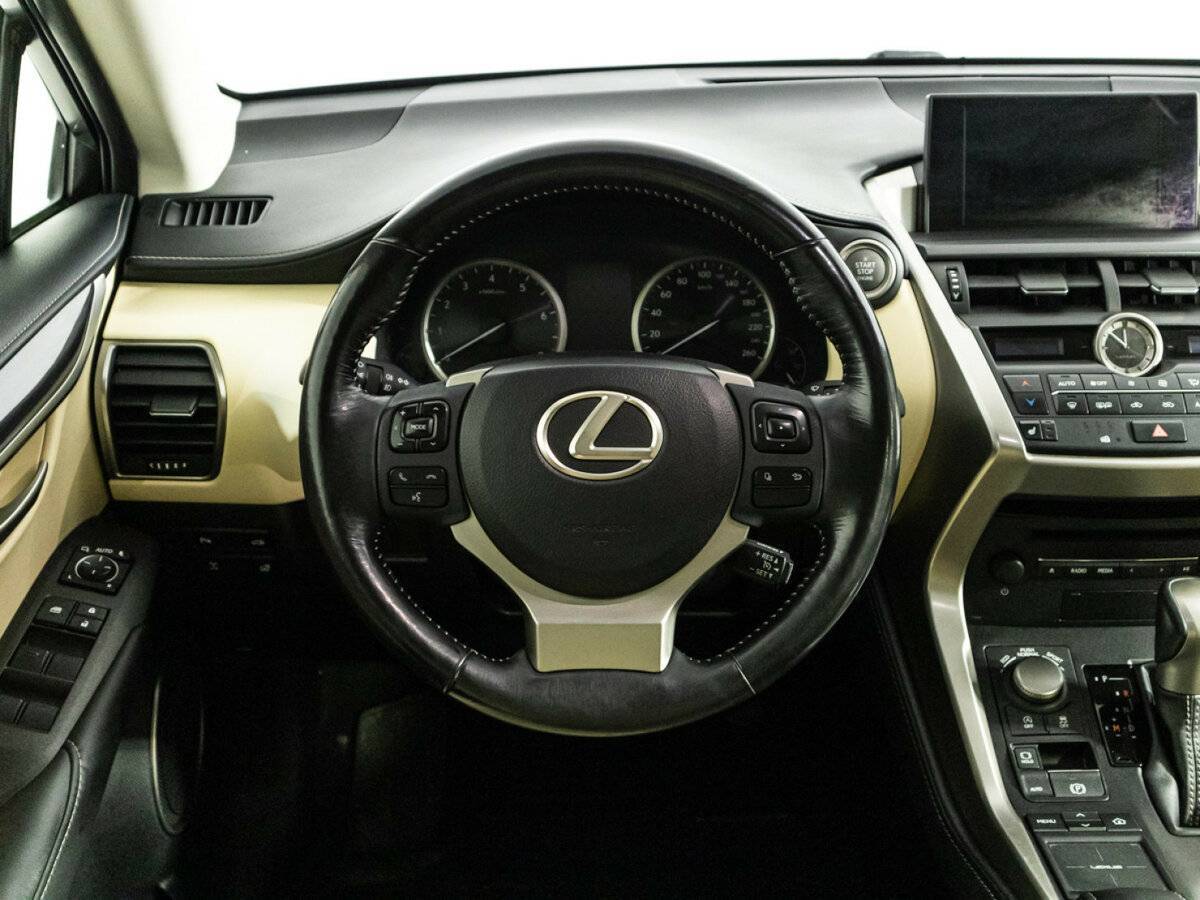 Lexus NX с пробегом — 2015 год. Фото: #23